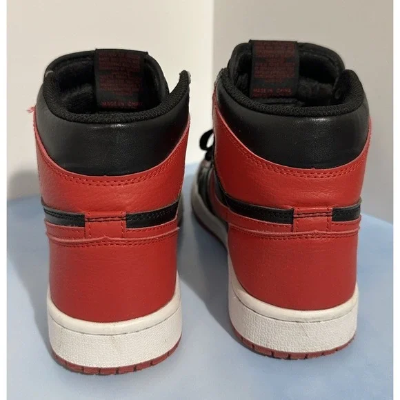 Men's Air Jordan 1 Retro '85 OG High Bred / Banned HV6674-067, Size 8 Red Black - Picture 2 of 10